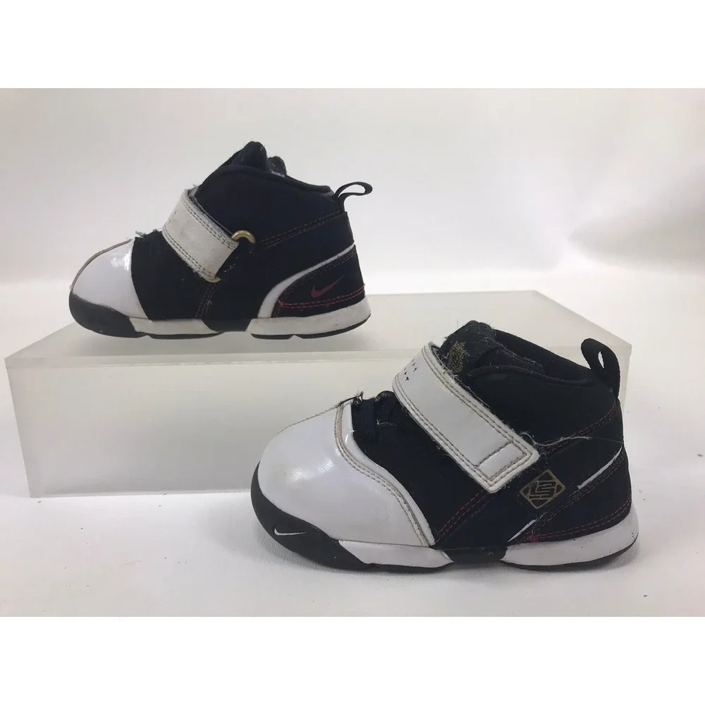NIKE LEBRON V Toddler‎ Shoes Size 8C 317315-002